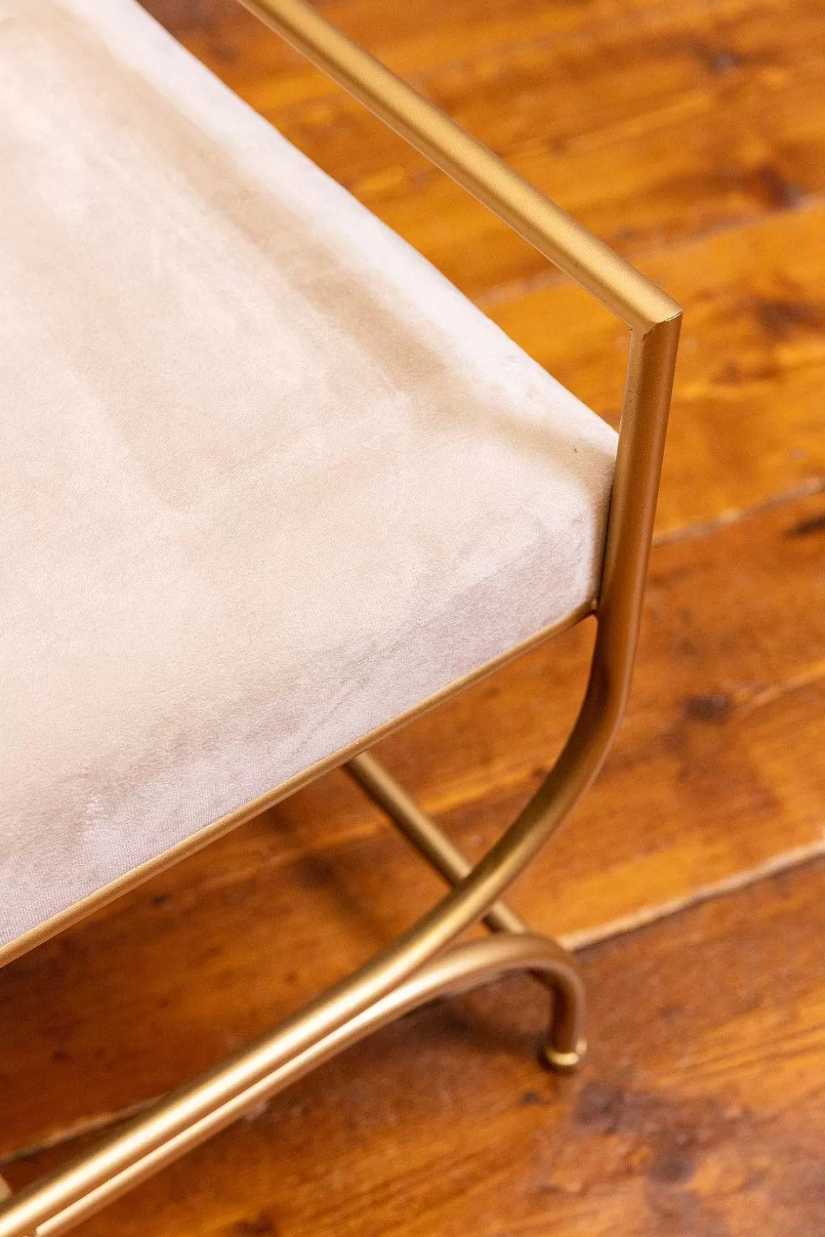 Carraig Donn HOME Brooke Upholstered Vanity Stool Outlet