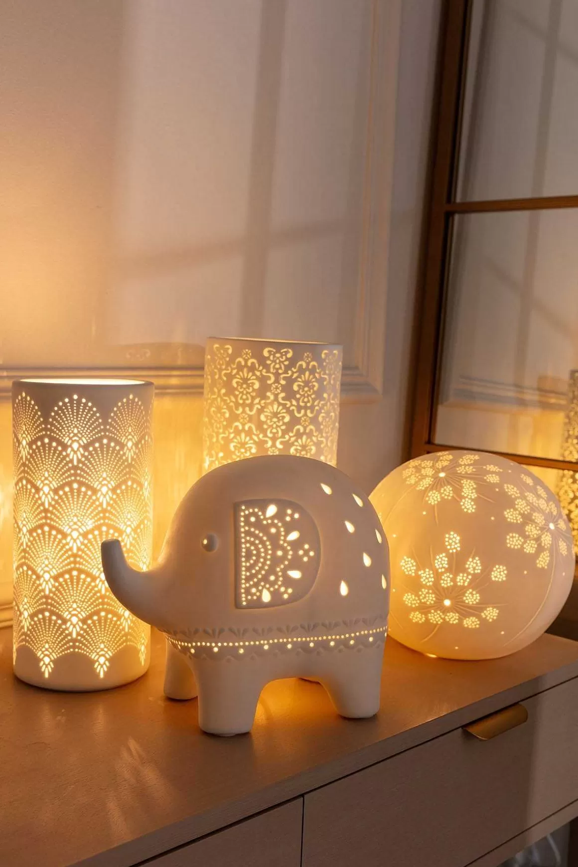 Carraig Donn HOME Ceramic Led Dandelion Globe Cheap