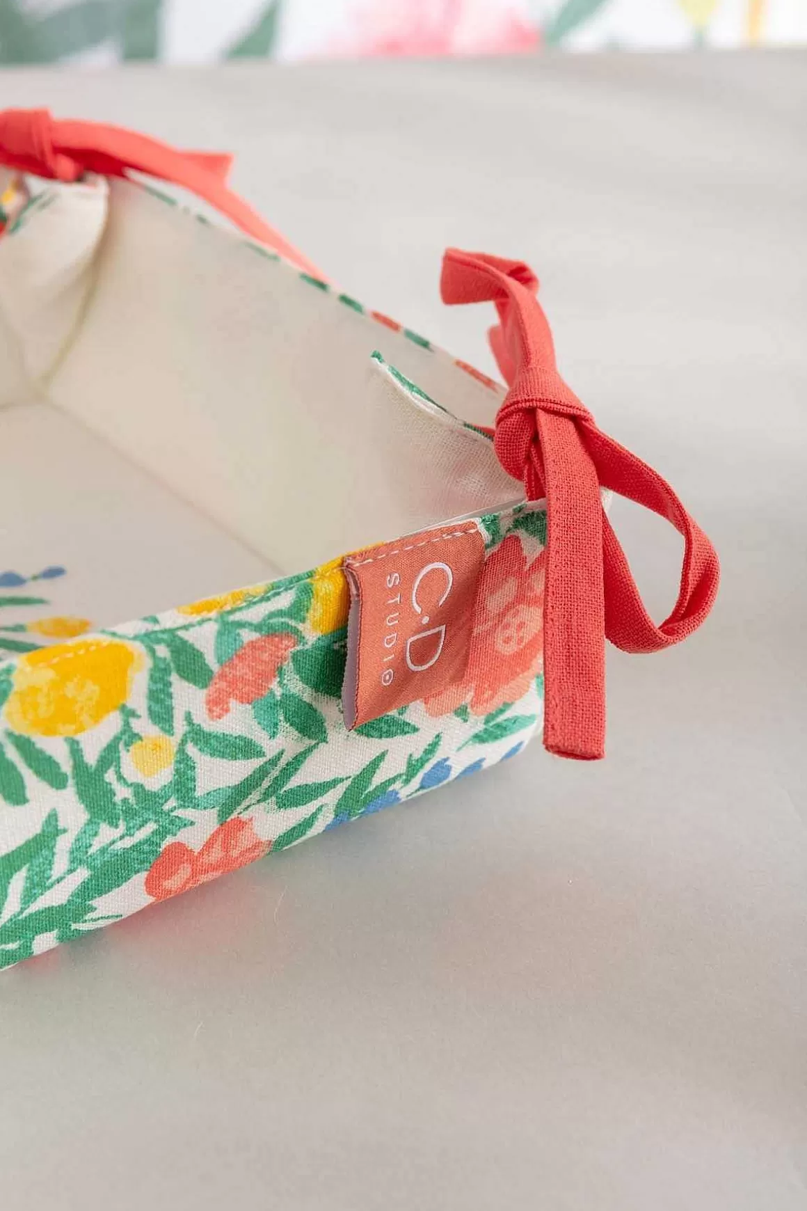 Carraig Donn HOME Daisy Bread Basket Clearance