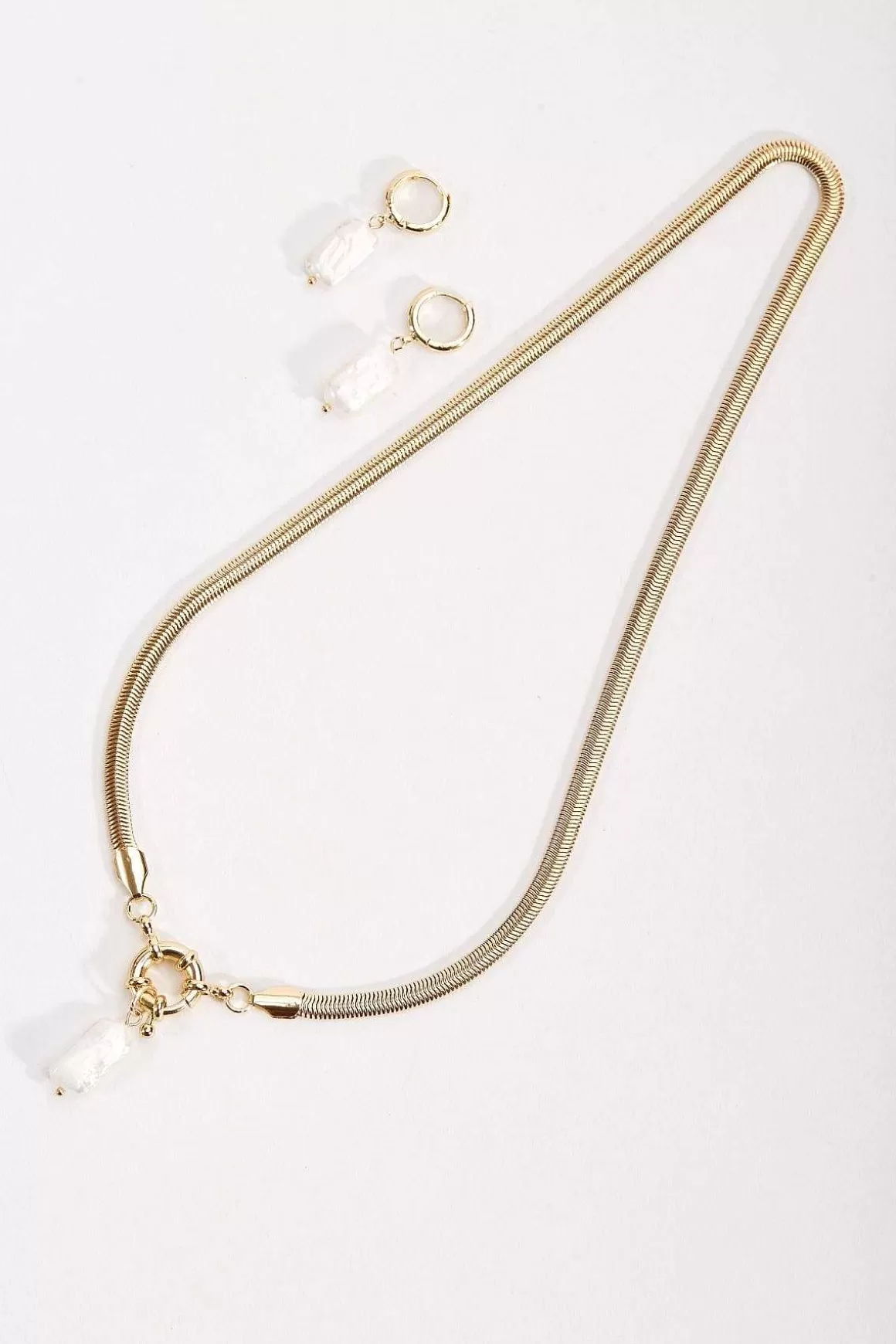 Soul Jewellery Gold Snake Chain Pearl Pendant Necklace Clearance