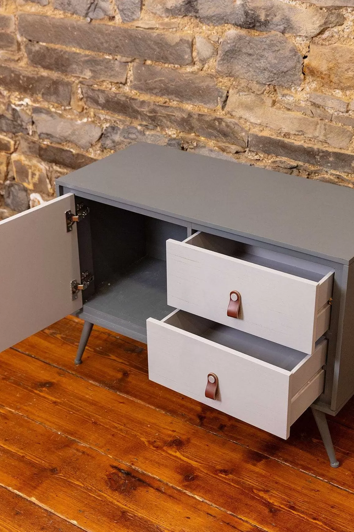 Carraig Donn HOME Grey And Wood Sideboard Online