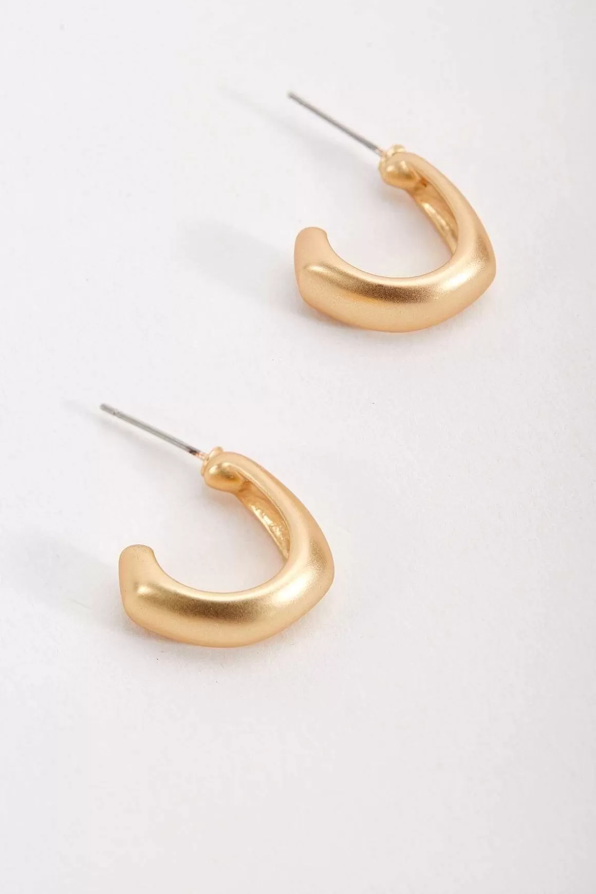 Soul Jewellery Matte Structured Hoop Earrings Fashion