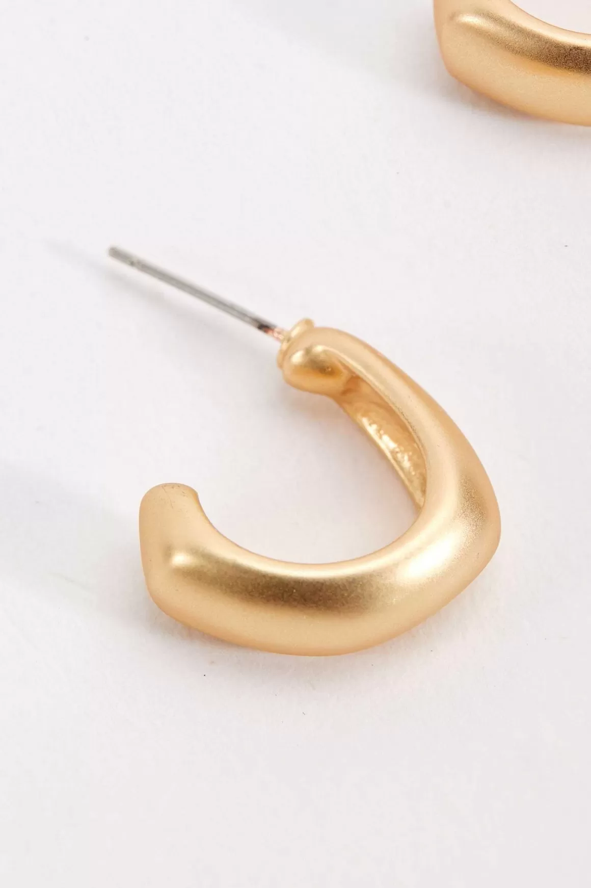 Soul Jewellery Matte Structured Hoop Earrings Fashion