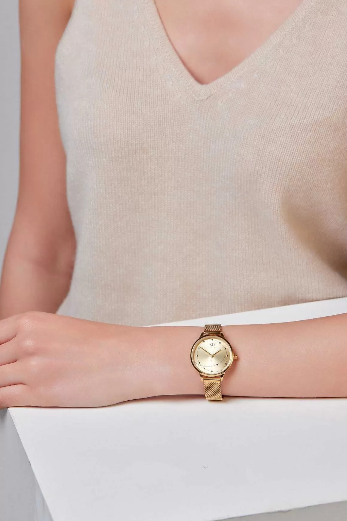 Knight & Day Milena Gold Mesh Band Watch Store