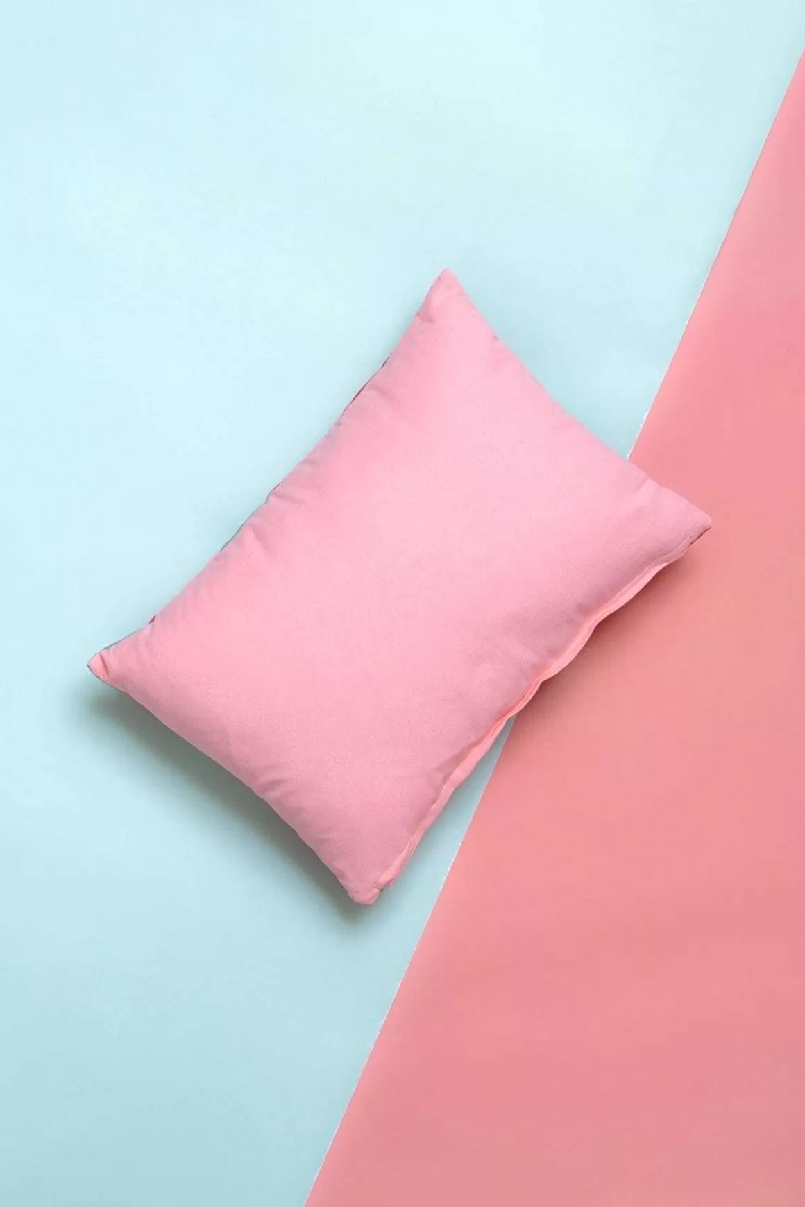 Carraig Donn Dwell Riley Pink Geo Cushion New