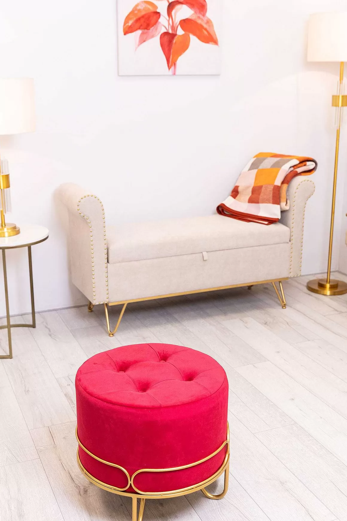 Carraig Donn HOME Round Red Ottoman Fashion