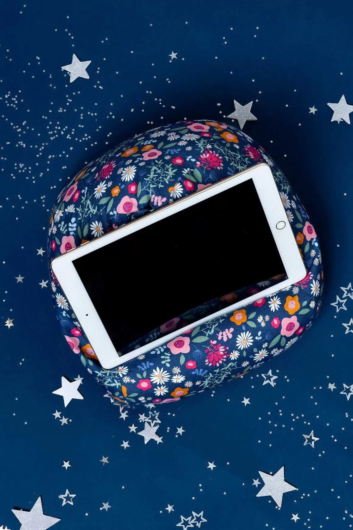 Carraig Donn HOME - Christmas Tablet Holder In Floral Outlet