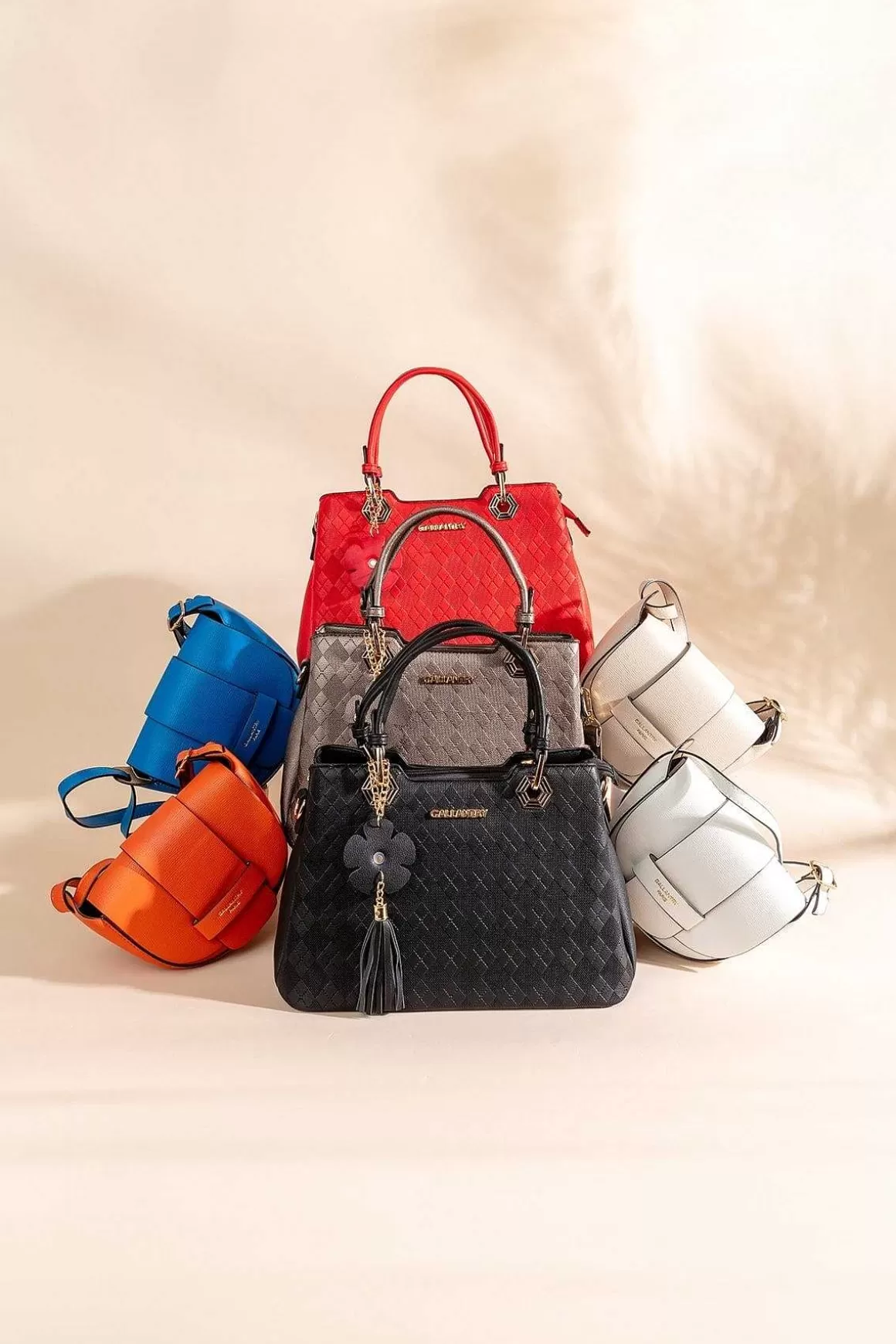 Gallantry Tote Bag In Red Flash Sale