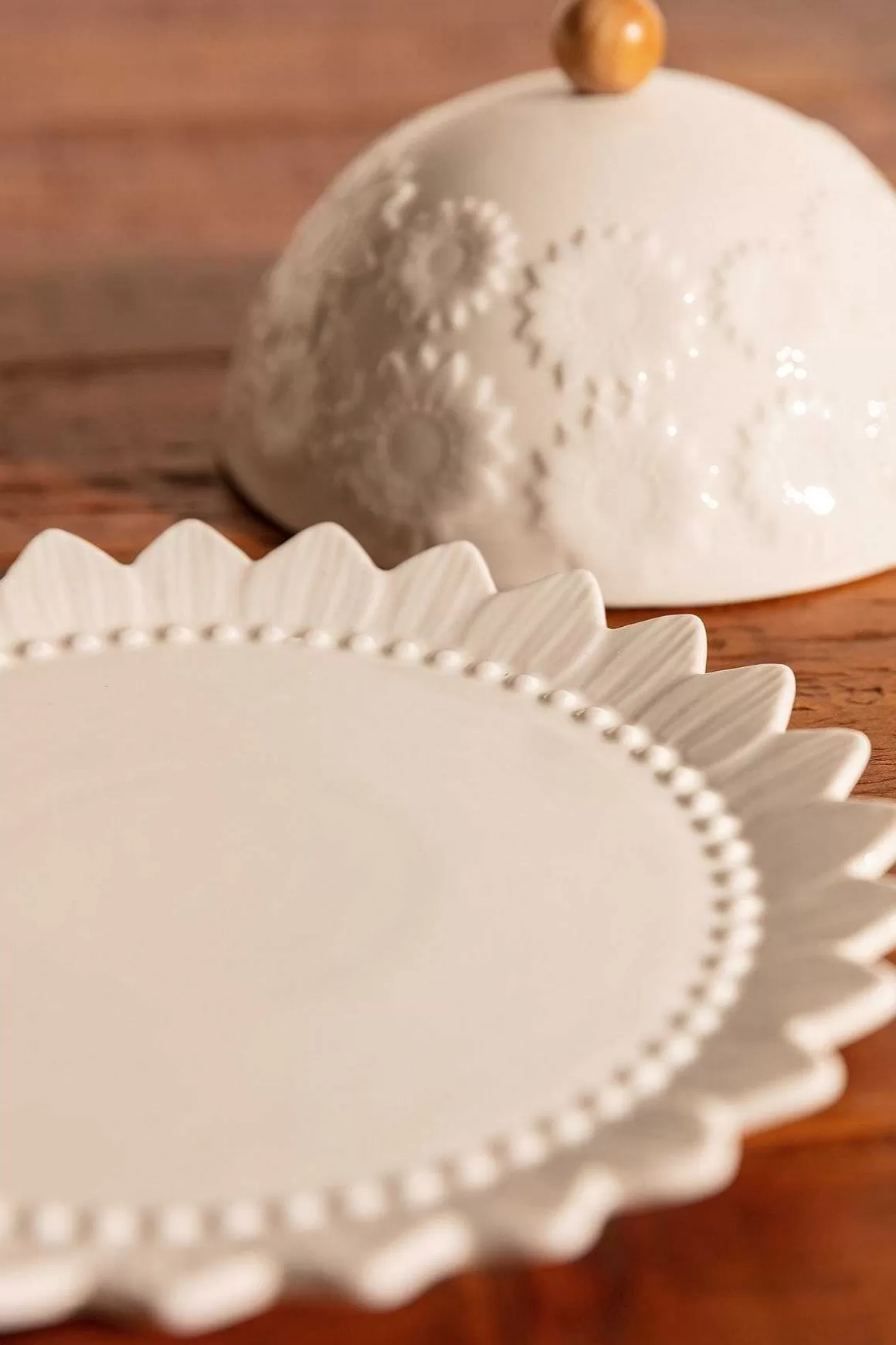 Carraig Donn HOME White Ceramic Butter Dish Flash Sale